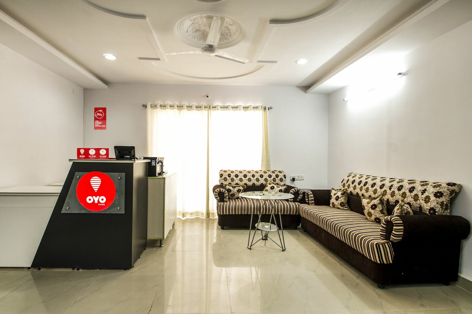 Hotel Oyo Flagship 463 Banjara Hills Hyderabad Esterno foto