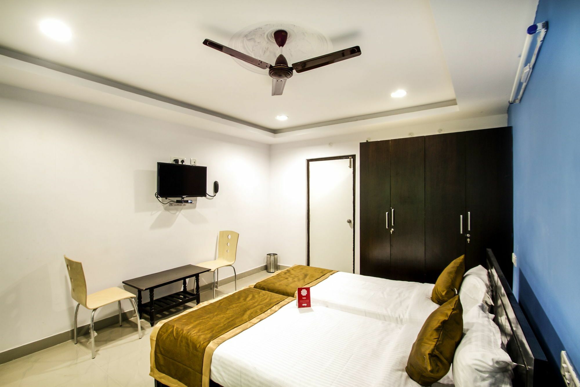 Hotel Oyo Flagship 463 Banjara Hills Hyderabad Esterno foto